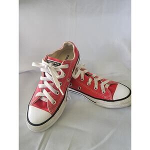 Red Converse Low Top Chuck Taylor Size 1 Youth Boys Or Girls Unisex